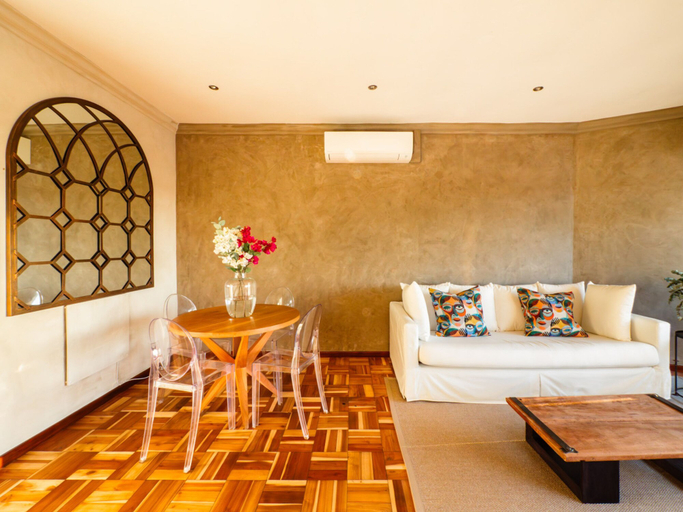 Room 5, Modern One Bed Central Green Point Stadium, City of Cape Town