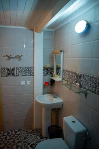 Bathroom 5, Riad Dar Ory, Essaouira
