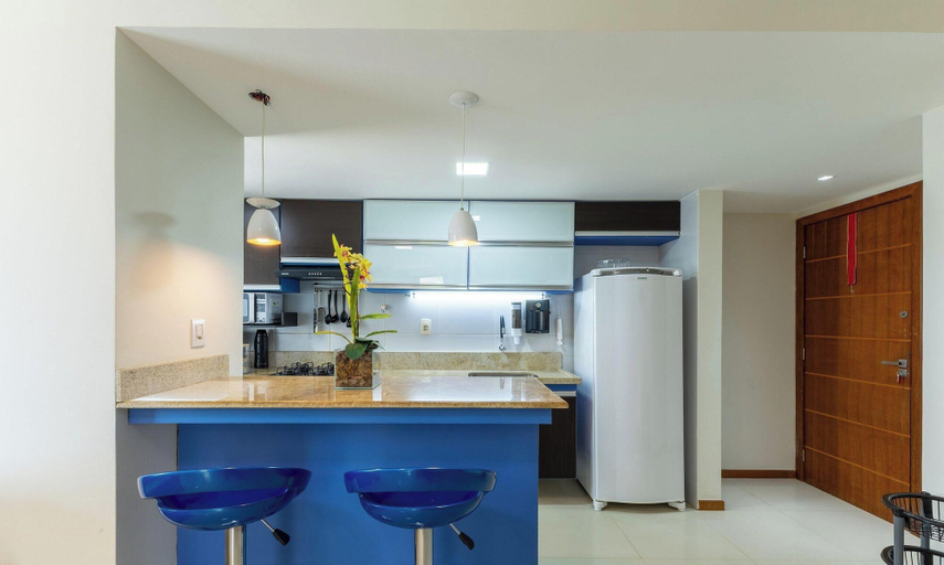 Private kitchen, Apt w/ Balcony Steps From the Sea, Ilheus Erw0301, Ilhéus