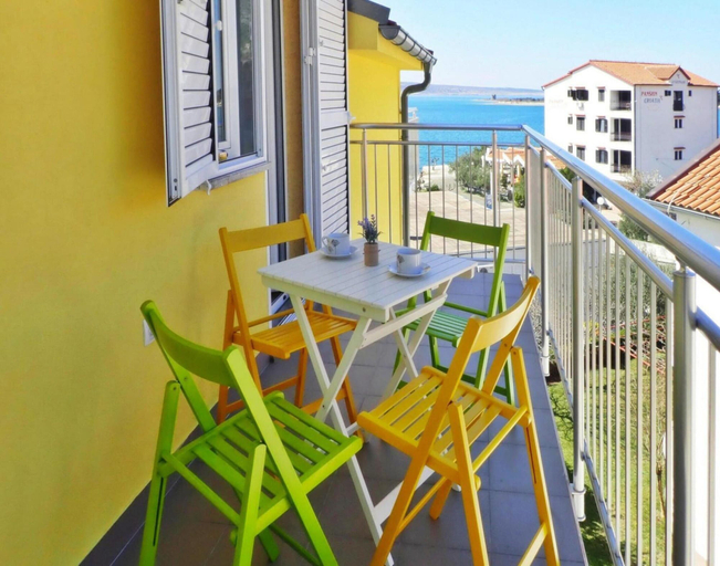 Balcony 4, Seaside Apartment in Seline With Sea View, Starigrad