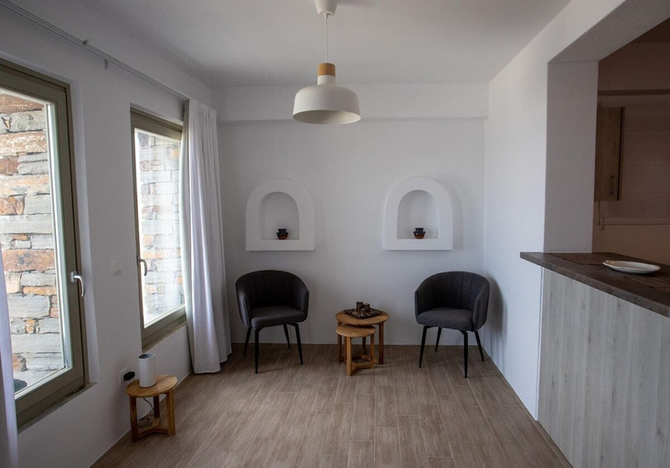 Room 4, Sunrise Stone Villa With Jacuzzi, South Aegean