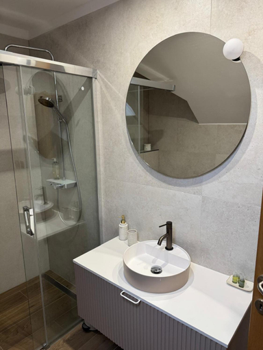 Bathroom 2, Pensione Ristorante Moretti, Nitra