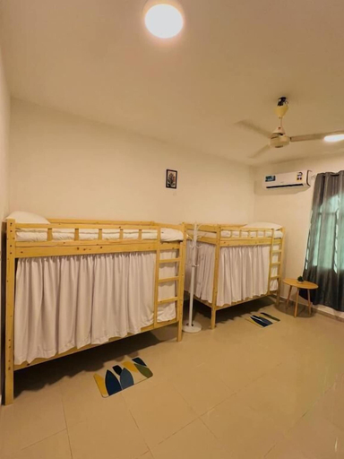 Room 2, SUKOON HOSTEL, Seeb