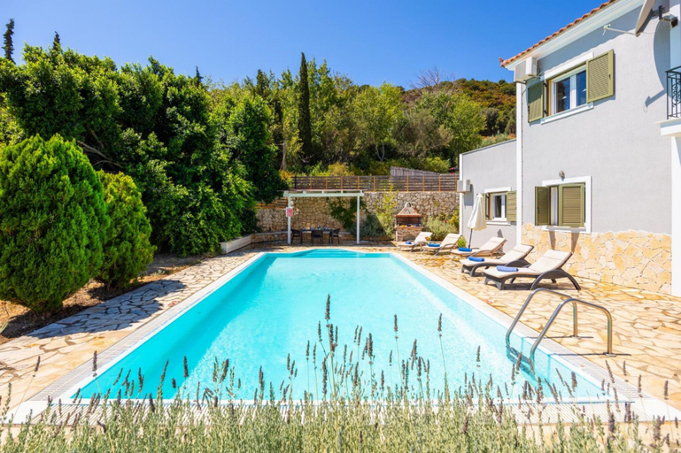 Room 3, Villa Kostis in Kateleios, Ionian Islands