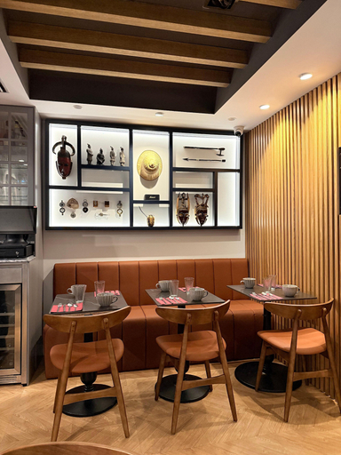 Food & Drinks 4, Dalma Baixa, Lisbon