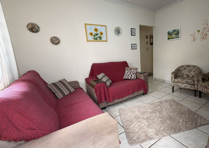 Room 2, Casa Pet Friendly c 3 Quartos e Garagem no Jardim, Poços de Caldas