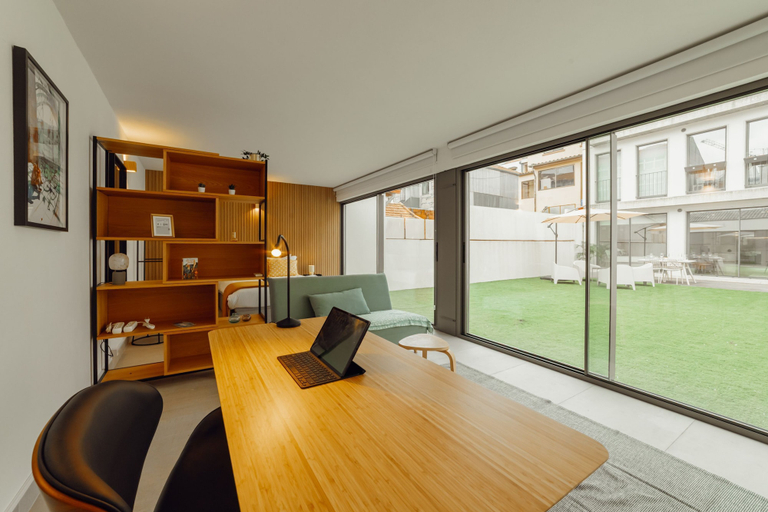 Room 4, Gaia Premium A With Terrace by Vacationy, Vila Nova de Gaia