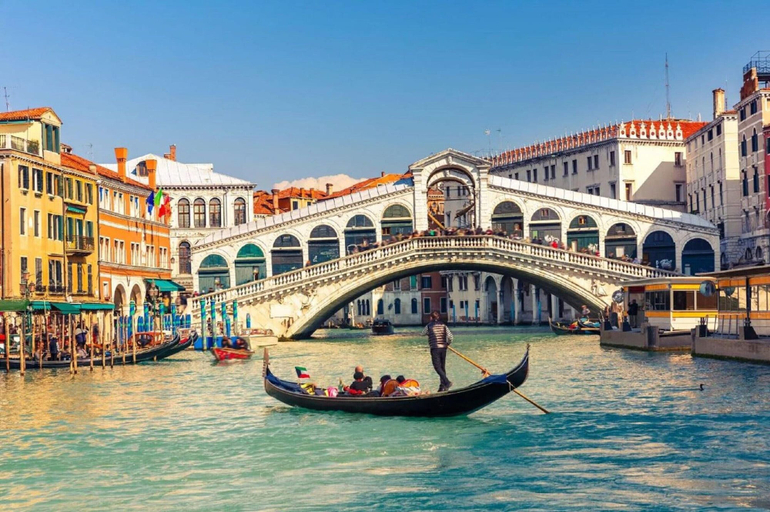View from property 2, 5-person Stay by the Beach, Venezia