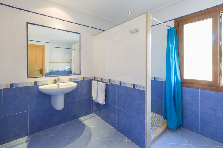 Others 4, Son Morey - Villa With Private Pool. Free Wifi, Baleares