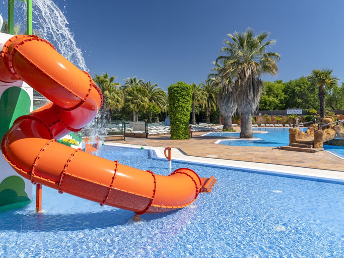 Pool 2, Chalet in Blanes Near the Beach & Pool, Girona