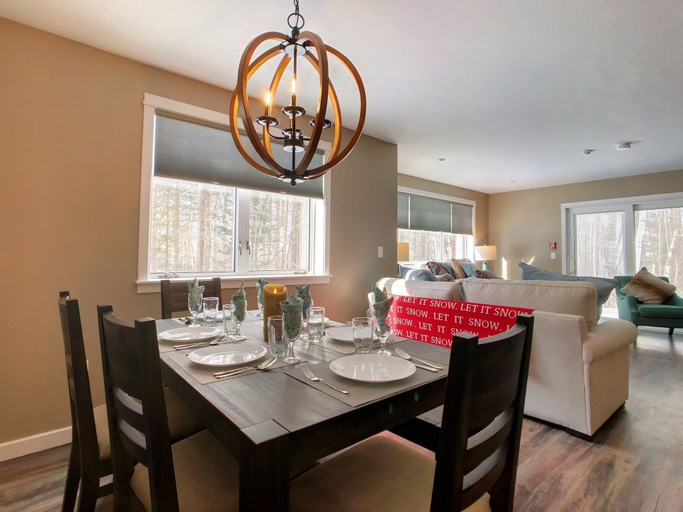 Interior 2, Killington Center 412, Rutland