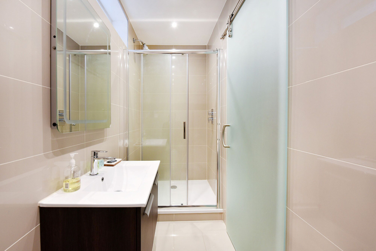 Room 2, Stanhope Mews Exclusive - 1smw, London
