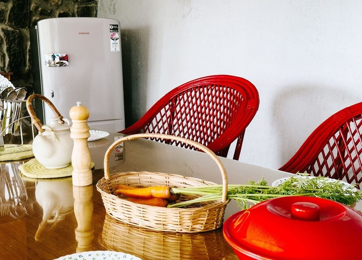 Food & Drinks, Manas Valley View bungalow, Dindigul