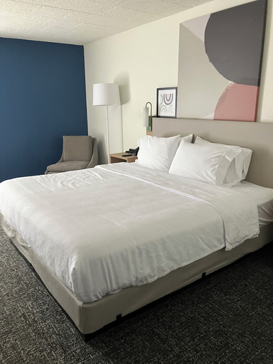 Bedroom 3, Spark by Hilton Clarks Summit, Lackawanna