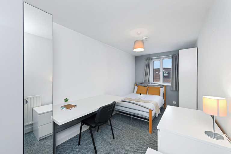 Room 3, Montpellier Road 125, Nottingham