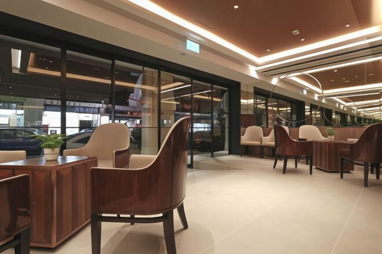 Lobby lounge