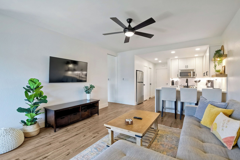 Interior 3, 2003 Costa Del Mar Road - Unit 676, San Diego
