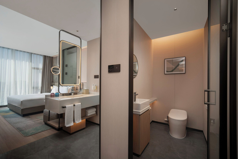 Room 2, Holiday Inn QINGDAO CBD by IHG, Qingdao
