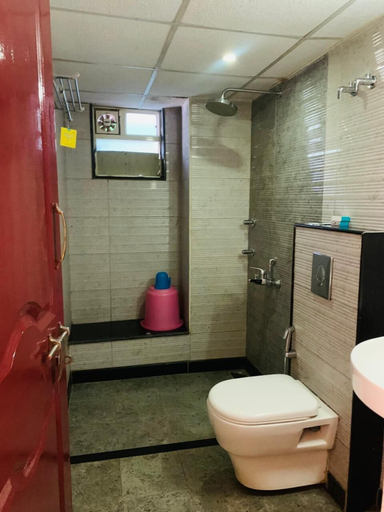 Bathroom, PRATHAM INN BY DOWNTOWN HOTELS, Udupi