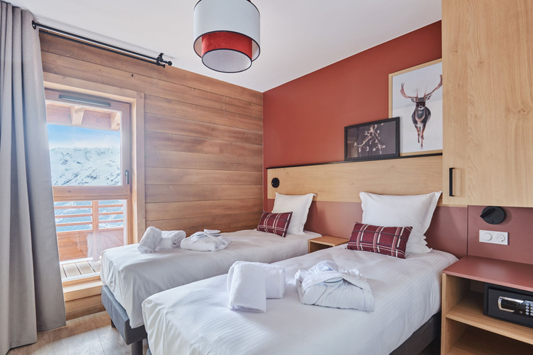 Bedroom 4, Hotel L’Écrin Blanc by Odalys, Savoie
