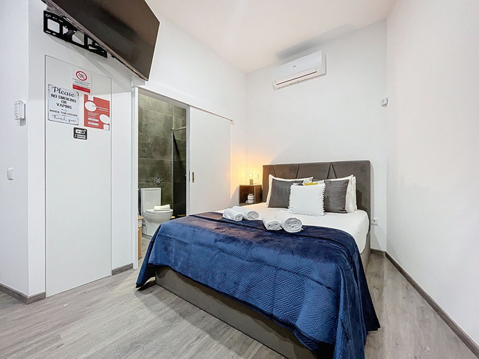 Room 4, Santa Cruz Studio 3 by Atlantic Holiday, Santa Cruz