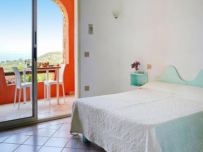 Room 3, Sea View Studio, Lu Nibareddu, Nuoro