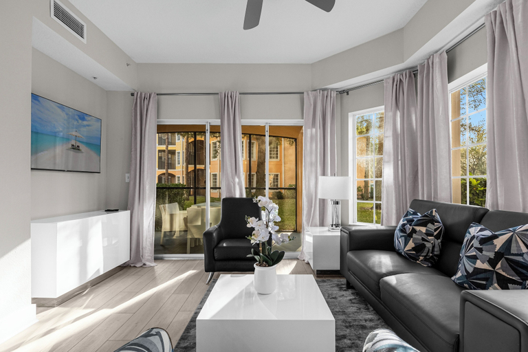 Interior 2, 5101, Orange