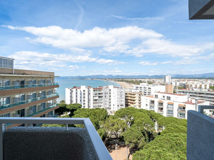 View from property 3, Chic Stay by the Beach, Tarragona