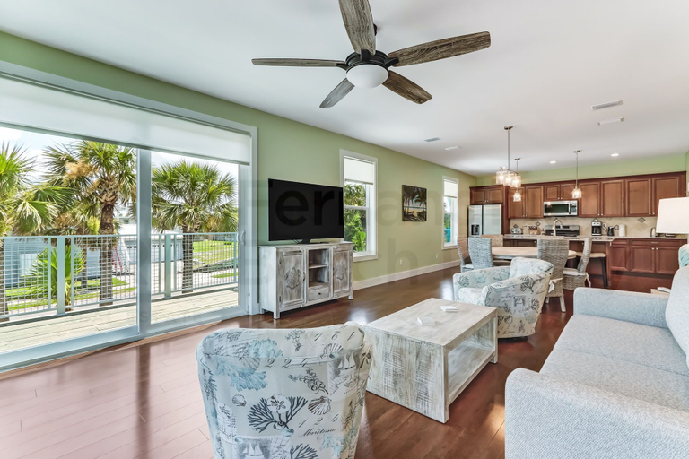 Interior 2, 391 South Fletcher A&B, Nassau