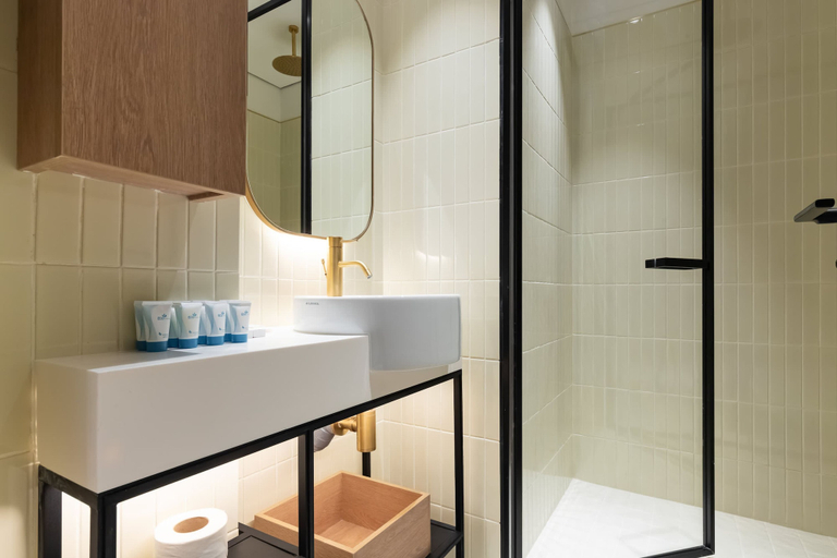 Exterior 5, Modern Studio at Upside Living With Burj Khalifa View by Simply Comfort, Dubai