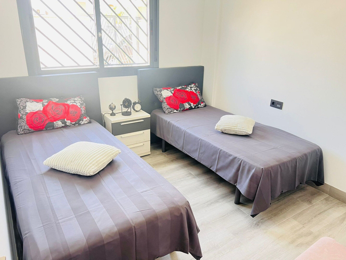 Room 5, Holiday Apartment in Orihuela Costa, Alicante