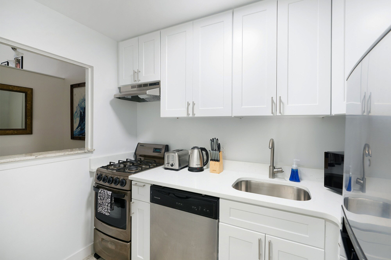 Room 3, Amazing Apartment for 2 1 Bed 1 Bath, New York
