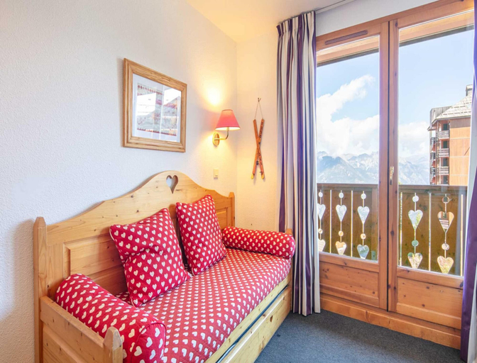 Living room 5, Apartment for 4 Person in Risoul, Hautes-Alpes