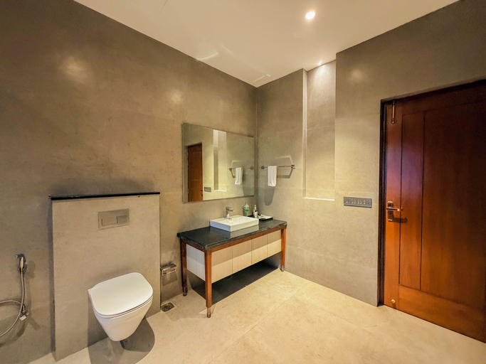 Bathroom 5, Spree Farmstay, Faridabad, Faridabad