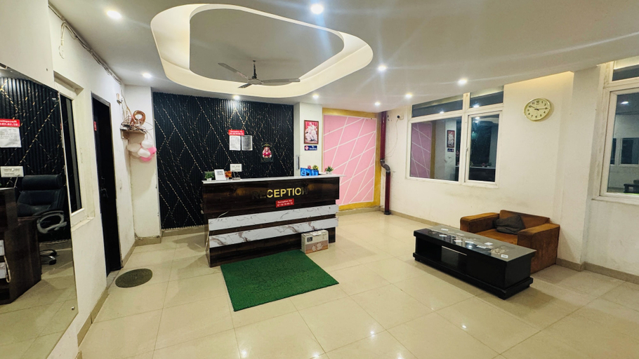 Lobby 1, Starkey Inn, Gurgaon