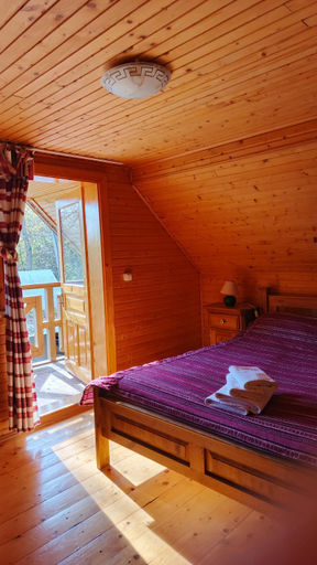 Bedroom 3, Stara Khata Карпати, Kosivs'kyi