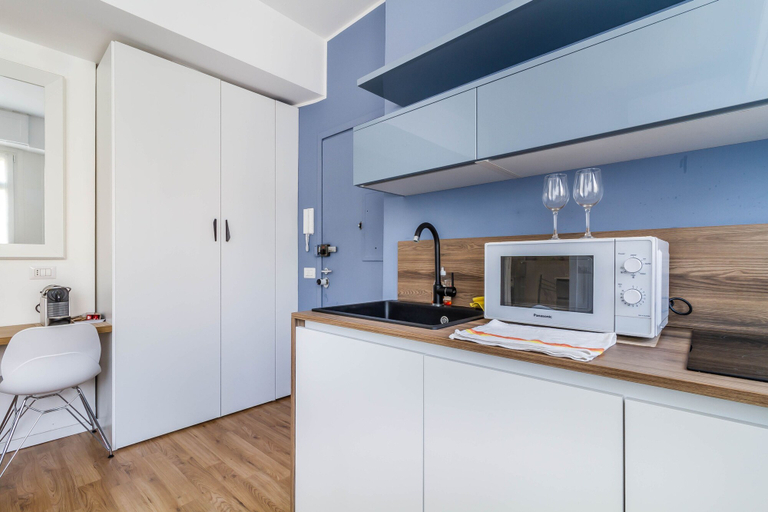 Room 5, Gran Sasso - Cozy Modern Studio Steps From Piazza Piola, Milano