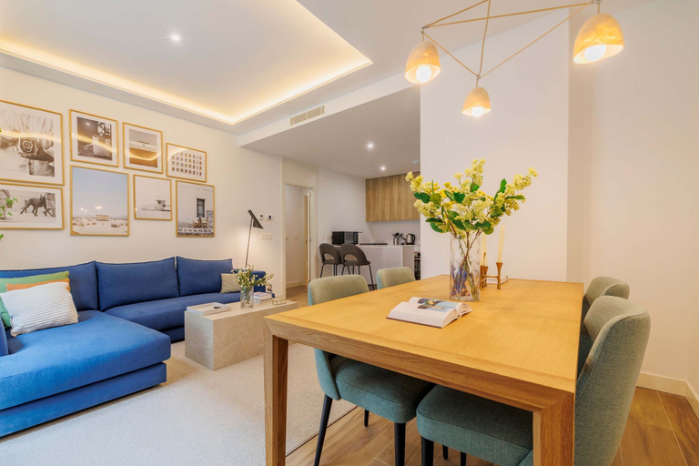 Room 2, w Comfy 2BR w Great Terrace in Chueca, Madrid