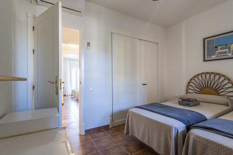 Room 3, 3-bedroom Penthouse With Terrace, Huelva