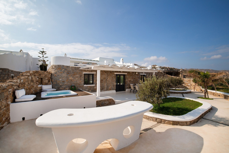 Room 5, Princess II in Mykonos, South Aegean