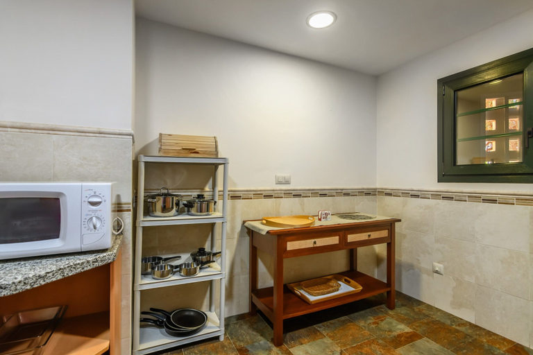 Private kitchen 3, Charming Isla Canela Apartment With Terrace, Huelva