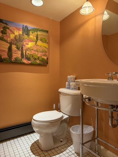 Interior 4, Coach House at Elyon Hall, Lake