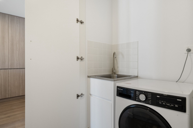 Interior 3, Trendy 1-bed Retreat in Fremantle With Rooftop, Fremantle