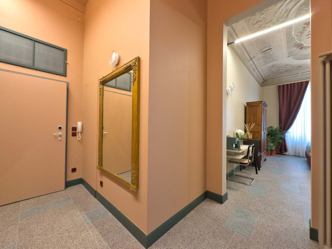 Room 2, Cinisca Suite Rose in Bologna, Bologna