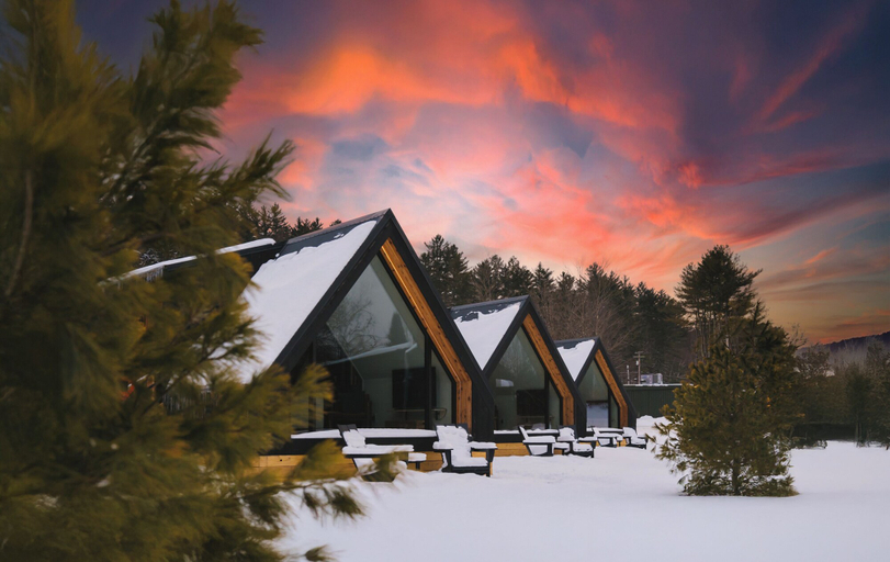 Exterior & Views 1, Outbound Stowe, Lamoille
