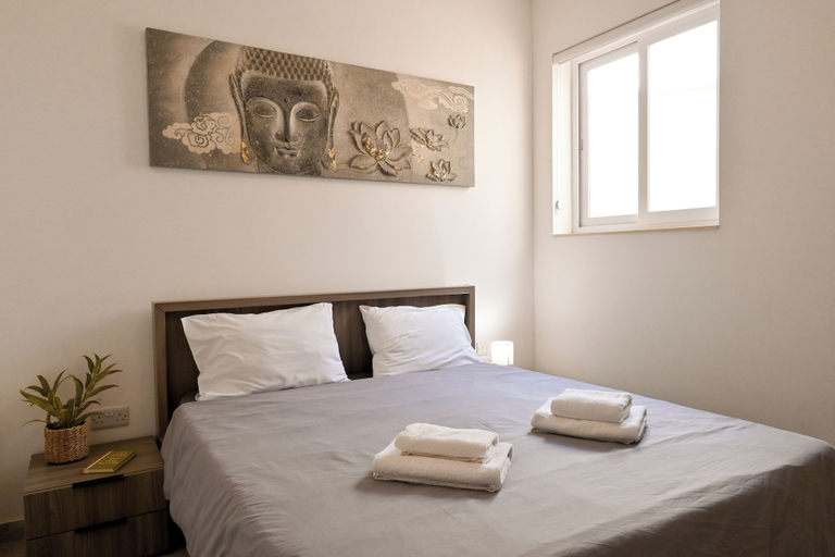 Room 5, Sunny Bay View + shared pool Gozo