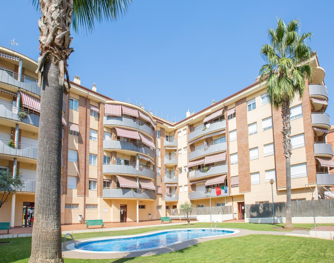 Exterior 2, Cozy Apartment, 350m From Beach, Girona