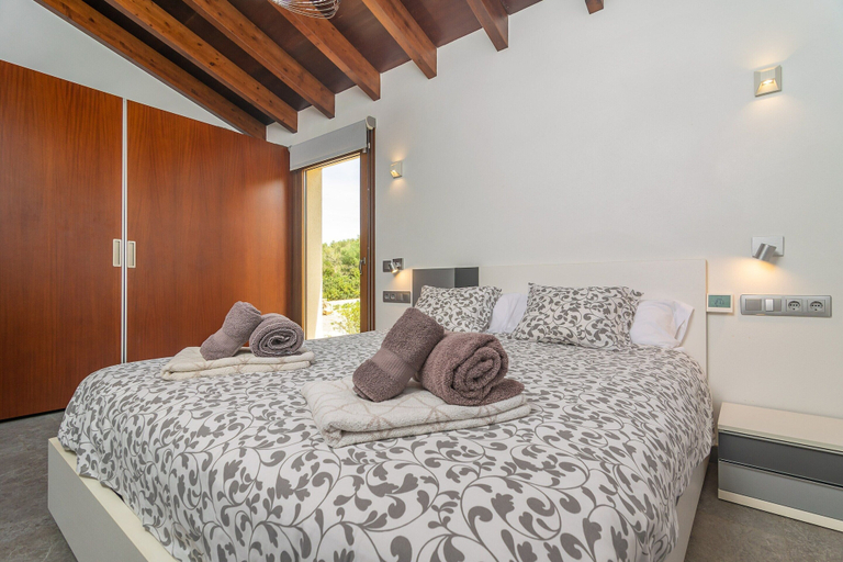 Room 5, Can Maimo Nou - Villa With Private Pool, Baleares