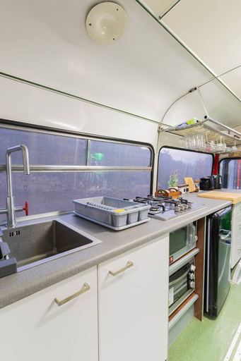 Room 5, A one of a Kind bus Stay With Gorgeous Views