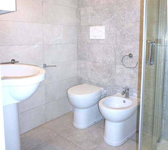 Bathroom 3, Apartment in Porto Santa Margherita by Beach, Venezia